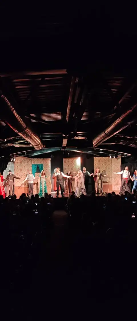 Kale Sahne galeri